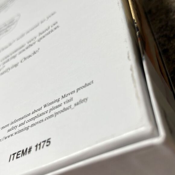 Ouija 2017 edition Open box but gem mint condition, make family game night fun - Picture 16 of 16